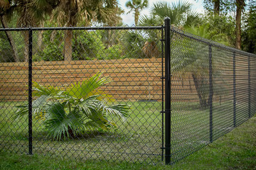 How to Choose a Chain Link Fence